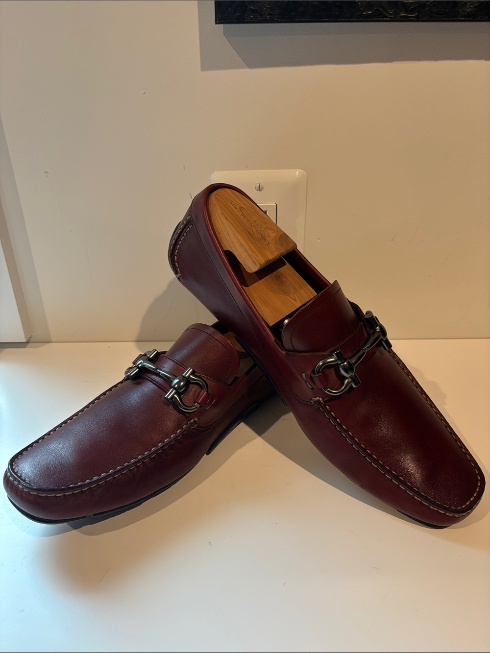 Salvatore Ferragamo Men's Burgundy Leather Bit Loafers